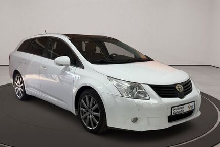 Toyota Avensis 199.000 km 6.790 &euro; Hamburg 22043