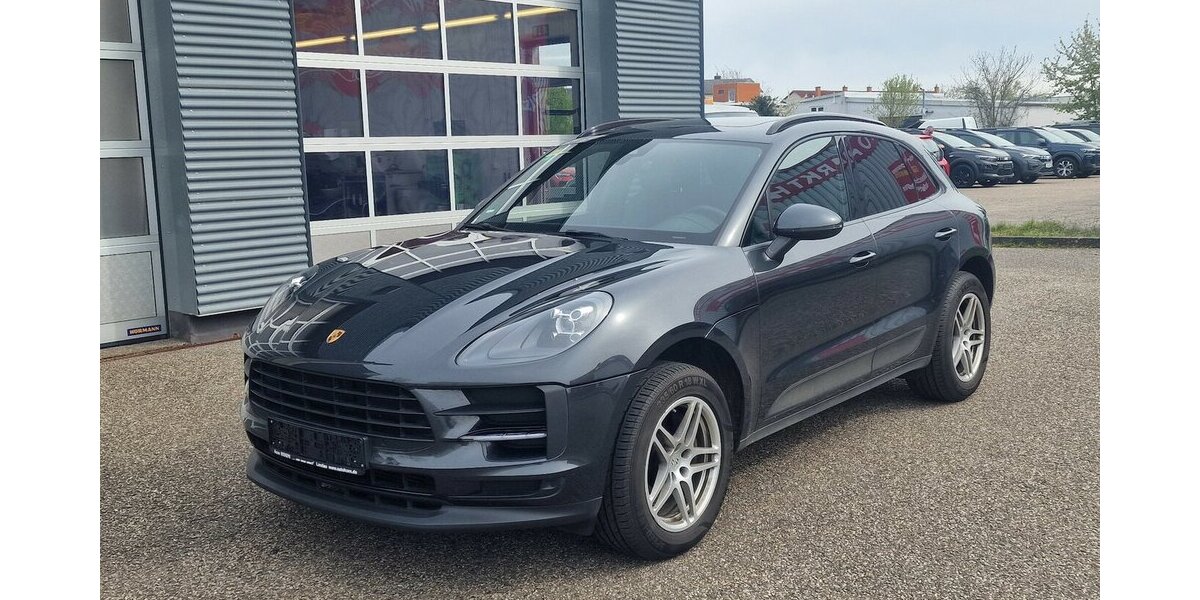Porsche Macan Panoramadach NAVI Klimaautomatik 3-fach 129.000 km 40.998 &euro; Landau 76829
