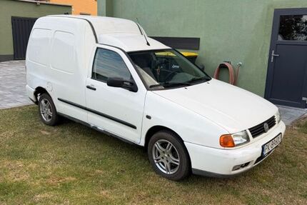 VW Caddy 143.000 km 4.700 &euro; Lützen 06686