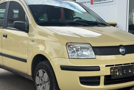 Fiat Panda 151.400 km 2.499 &euro; Euskirchen 53879