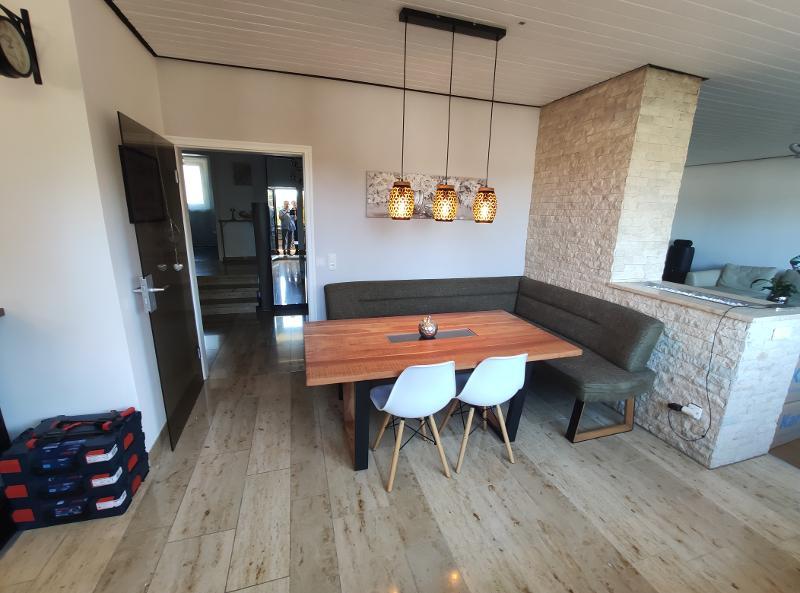 5 Zi. OG Wohnung mit Gartennutzung, Balkon und Garage 5 zimmer