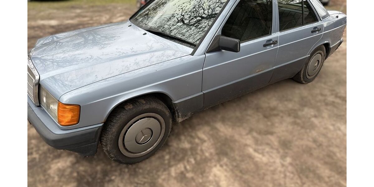 Mercedes-Benz 190 138.556 km 4.200 &euro; Vorwerk 27404