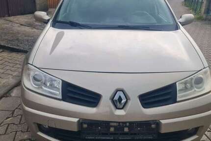Renault Megane 223.000 km 900 &euro; Kriegsfeld 67819