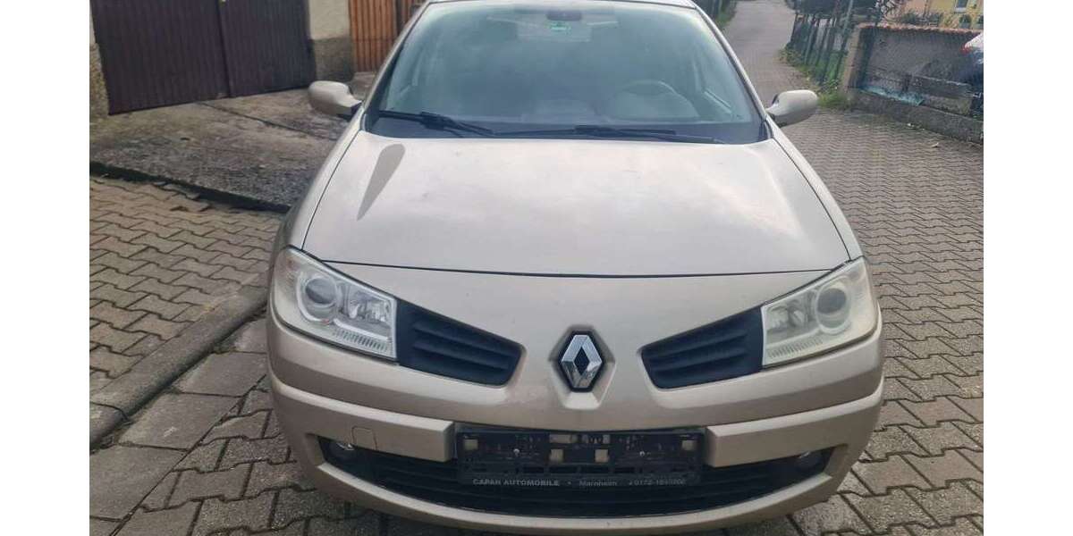 Renault Megane 223.000 km 900 &euro; Kriegsfeld 67819