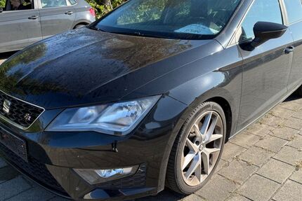 Seat Leon 121.300 km 12.490 € Neu-Ulm (Pfuhl) 89233
