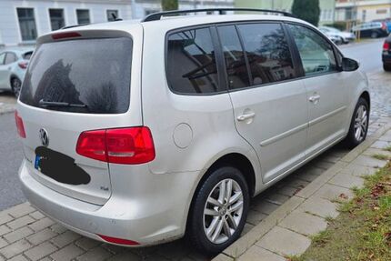 VW Touran 256.000 km 5.600 &euro; Stralsund 18437