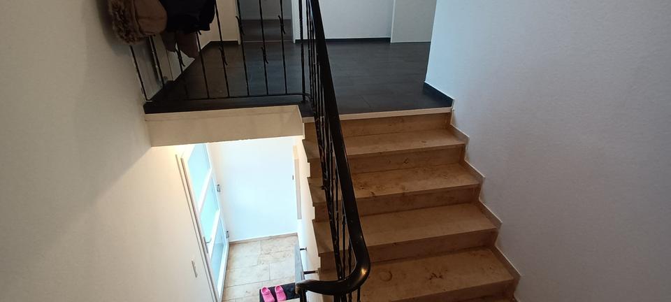 Dachgeschoßwohnung Geeste - 4 Zimmer, 110 m&sup2;, 770&euro; | Angebot:25698822