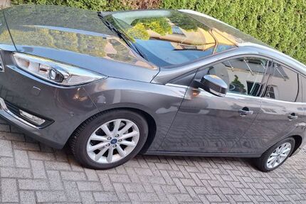Ford Focus 51.300 km 11.200 &euro; Filderstadt 70794