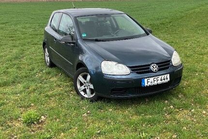 VW Golf 263.000 km 925 &euro; Frankfurt 65929