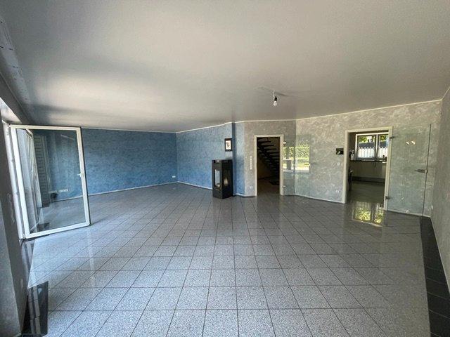 Einfamilienhaus Nettetal - 7 Zimmer, 220 m&sup2;, 630.000&euro; | Angebot:27030899