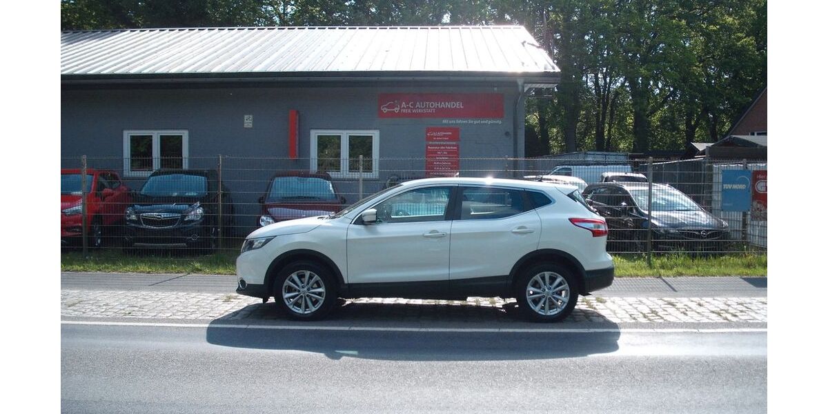 Nissan Qashqai 93.539 km 9.599 &euro; Loxstedt-Hahnenknoop 27612
