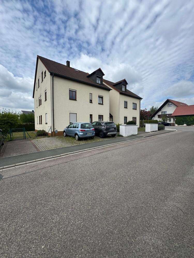 Wohnung zum Kaufen in Allersberg 249.000 € 85 m²