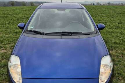 Fiat Punto 67.300 km 3.400 &euro; Regensburg 93057