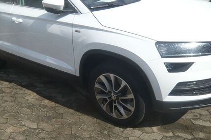 Skoda Karoq 63.000 km 23.500 € Flieden 36103