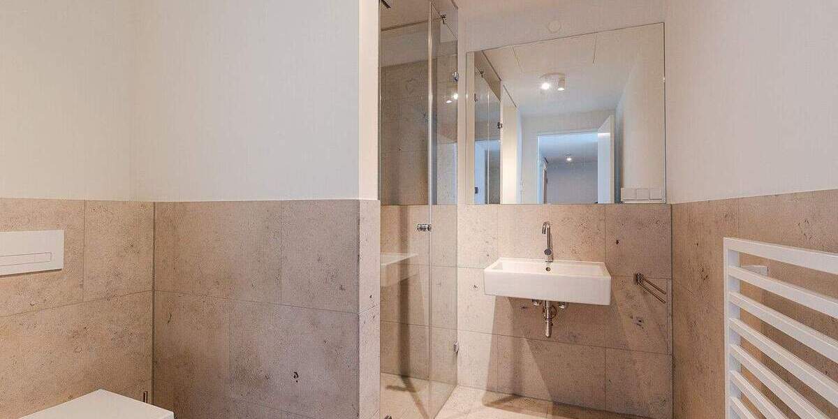 Etagenwohnung Frankfurt am Main Sachsenhausen - 2 Zimmer, 77 m&sup2;, 2.200&euro; | Angebot:25968527