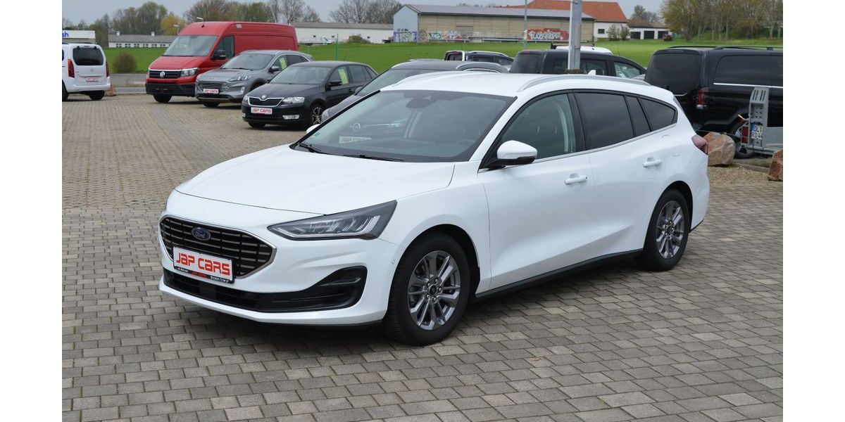 Ford Focus 86.000 km 16.890 &euro; Döbeln 04720