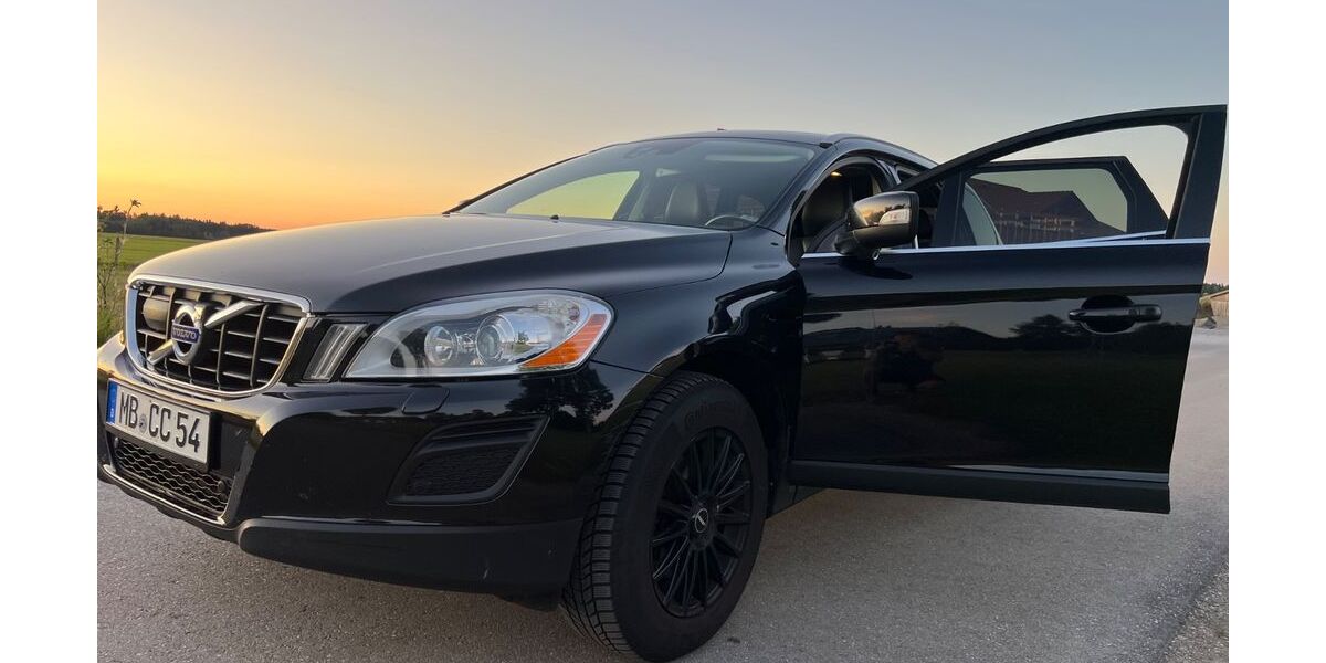 Volvo XC60 225.000 km 9.900 € HOLZKIRCHEN 83607