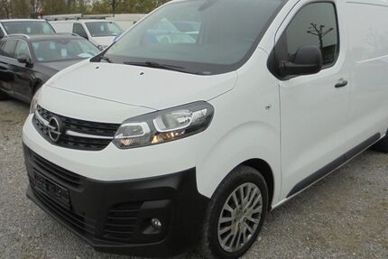 Opel Vivaro 180.000 km 10.990 &euro; Gersthofen bei Augsburg 86368