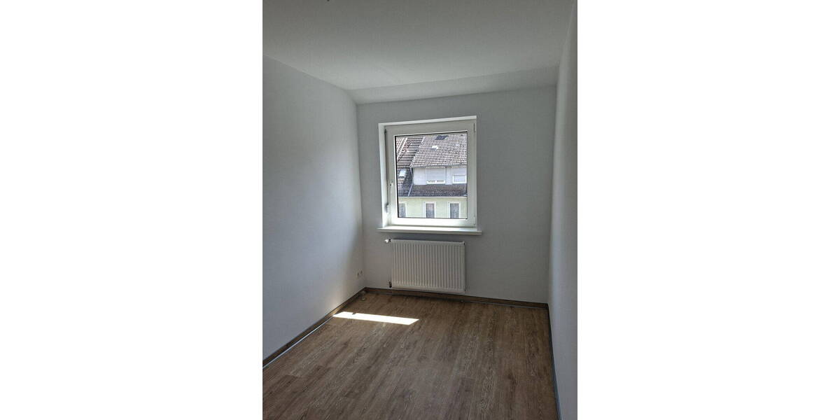 Etagenwohnung Seesen - 4 Zimmer, 91 m&sup2;, 592&euro; | Angebot:26774887