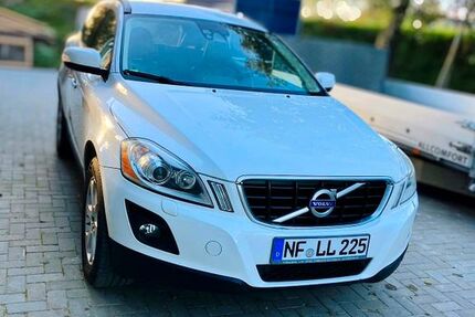 Volvo XC60 349.000 km 6.850 &euro; Tating 25881