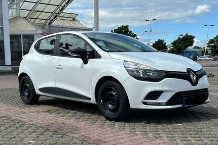 Renault Clio 79.700 km 7.300 &euro; Falkensee 14612