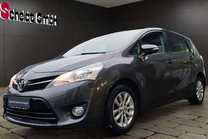 Toyota Verso 134.454 km 12.880 &euro; Schiffweiler 66578