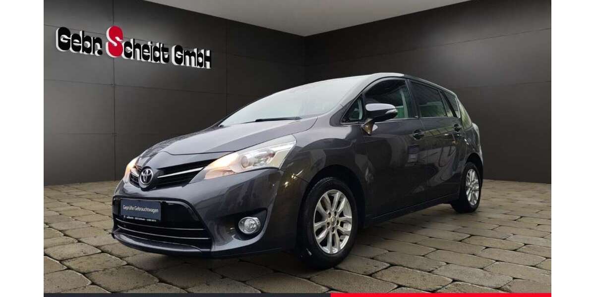 Toyota Verso 134.454 km 12.880 &euro; Schiffweiler 66578