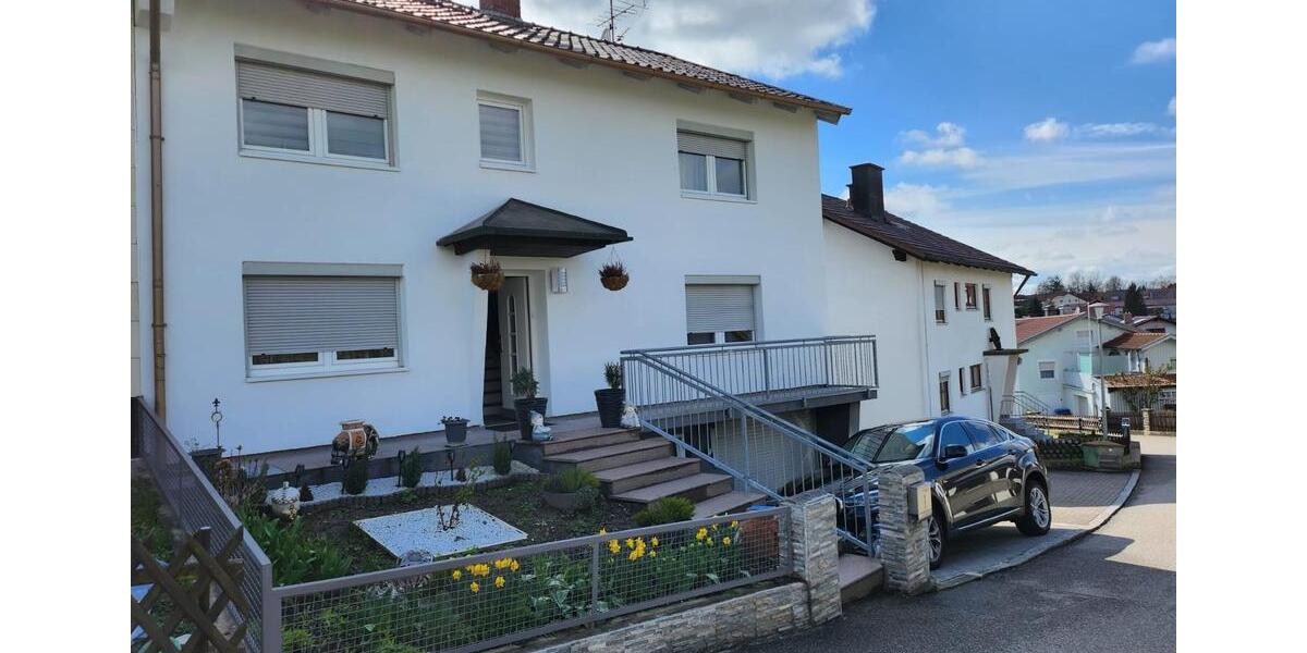 Doppelhaushälfte Wurmannsquick - 4.5 Zimmer, 100 m&sup2;, 1.200&euro; | Angebot:24512518