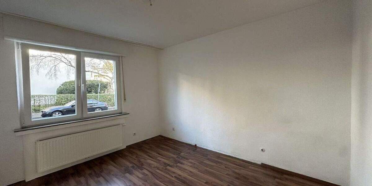 Etagenwohnung Mönchengladbach Stadtmitte - 4 Zimmer, 85 m&sup2;, 950&euro; | Angebot:24823597