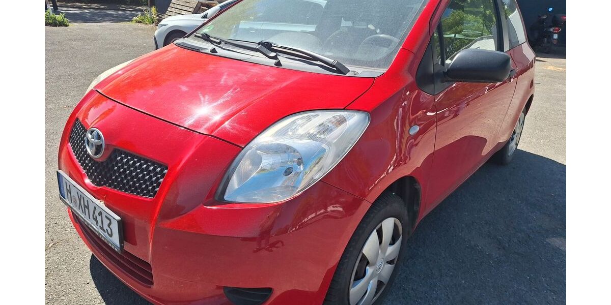 Toyota Yaris 126.000 km 2.450 &euro; Pattensen 30982