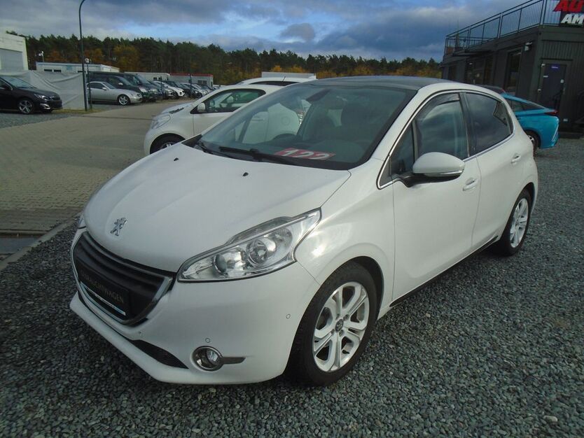 Peugeot 208 105.000 km 5.950 € Wildau 15745