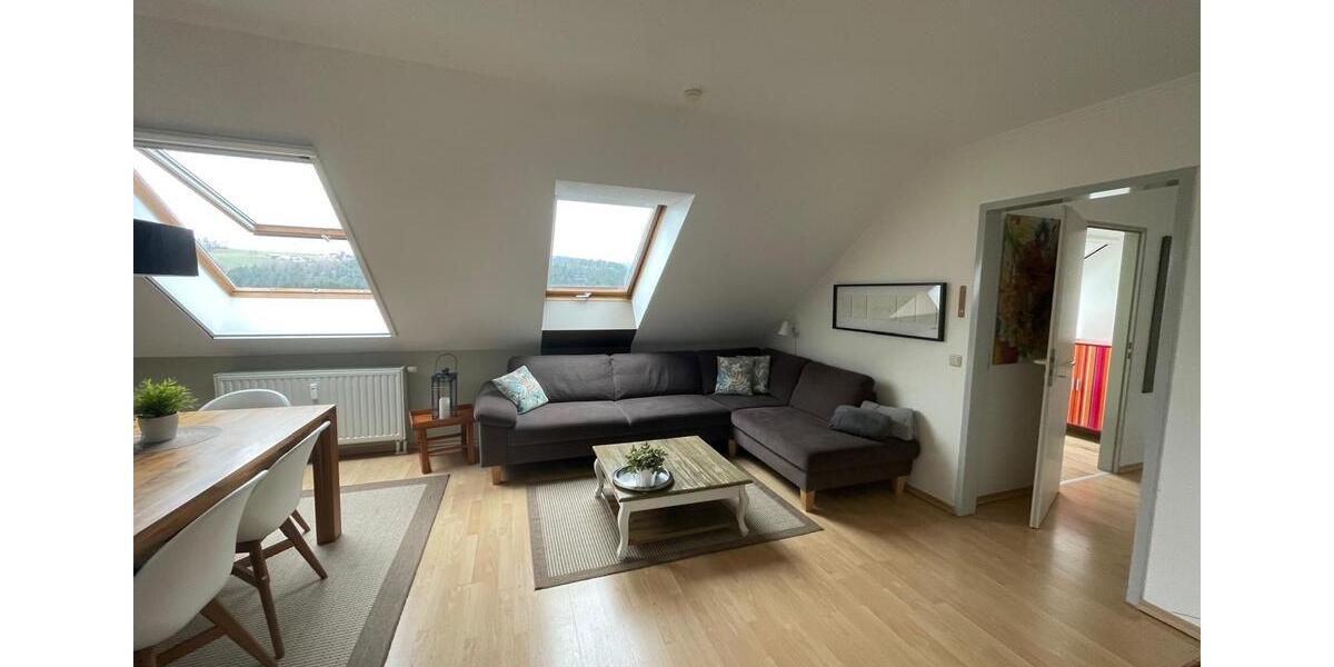 Dachgeschoßwohnung Viechtach - 4 Zimmer, 70 m&sup2;, 105.000&euro; | Angebot:27018960