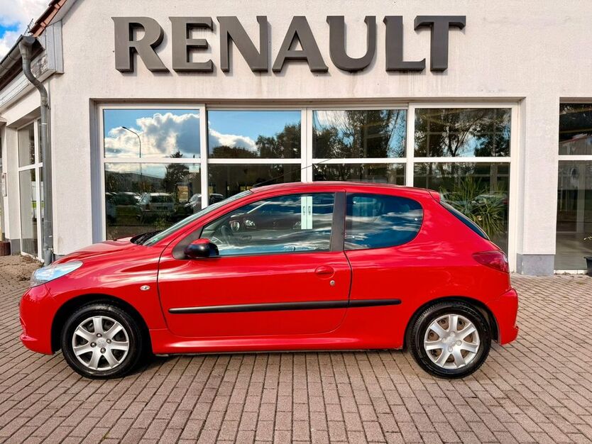 Peugeot 206 109.875 km 799 € Sömmerda 99610