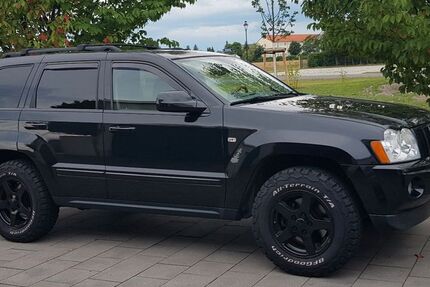 Jeep Grand Cherokee 234.000 km 10.500 € Bad Muskau 02953