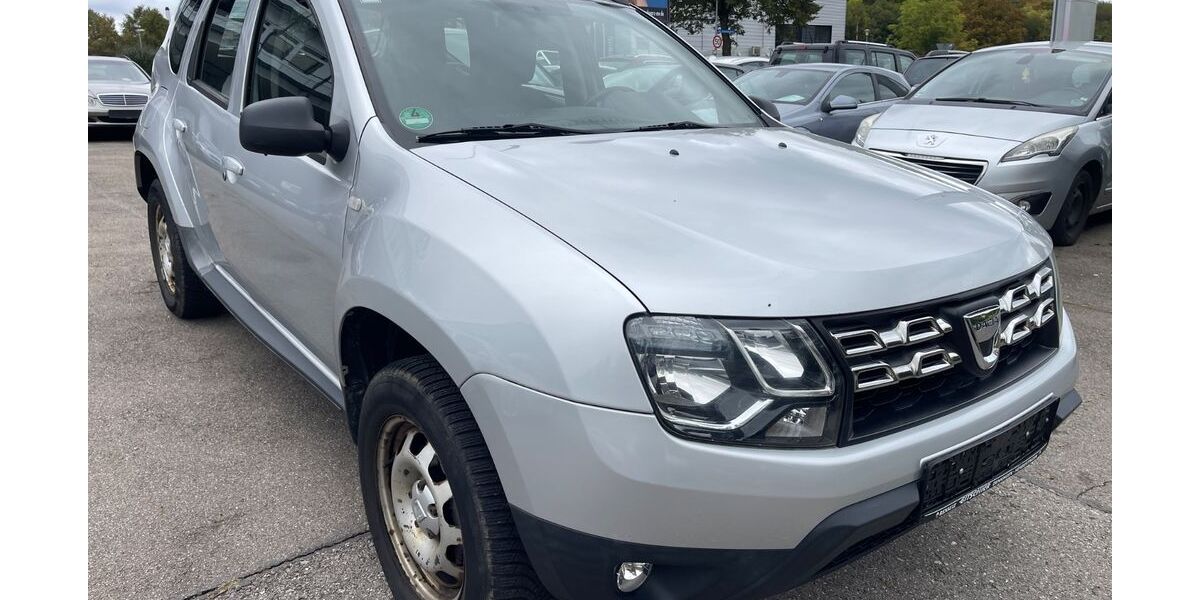 Dacia Duster 90.000 km 5.200 &euro; Baden-Württemberg - Hechingen 72379