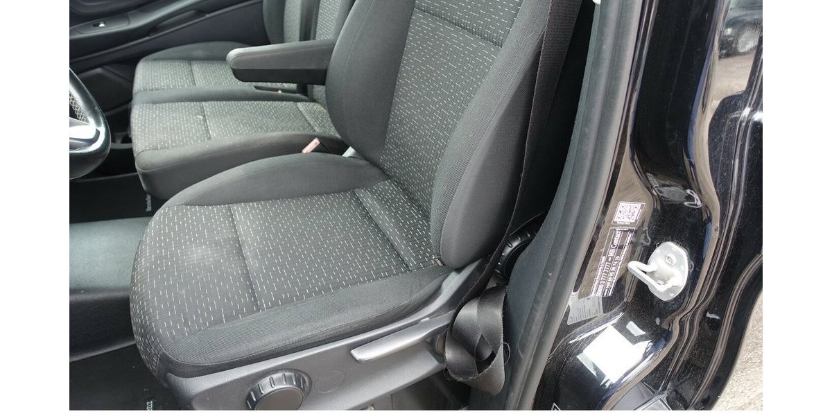 Mercedes-Benz Vito Tourer 119 CDI RWD PRO lang 9-Sitzer voll fah 242.000 km 16.950 &euro; Neumarkt/OPf 92318