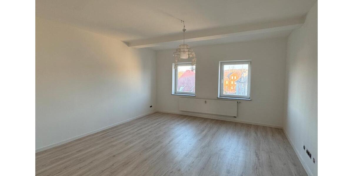 Dachgeschoßwohnung Bebra - 2 Zimmer, 68 m&sup2;, 600&euro; | Angebot:25574974