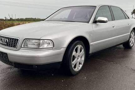 Audi A8 240.543 km 13.990 &euro; Leipzig, Stadt 04177