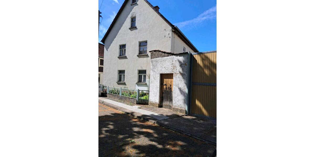 Einfamilienhaus Sömmerda - 6 Zimmer, 250 m&sup2;, 250.000&euro; | Angebot:27127849