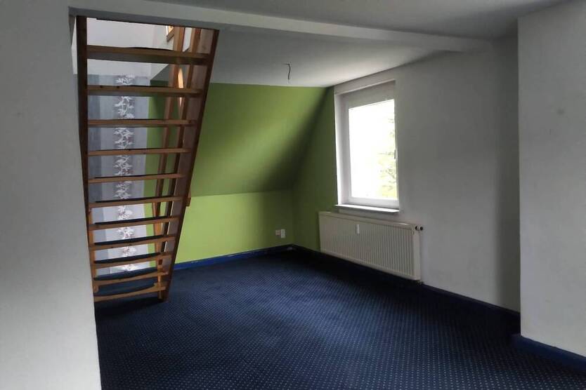 3 Raum Maisonette Wohnung, inkl. Stellplatz & Kellerabteil