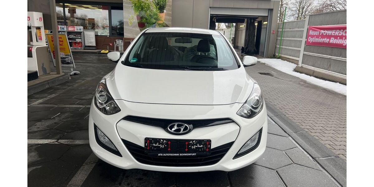 Hyundai i30 146.913 km 5.500 &euro; Hallbergmoos 85399