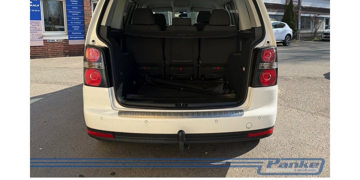 VW Touran Freestyle 1.4 DSG*SHZ*AHK*PDC*AUX* 193.614 km 4.990 &euro; Berlin 13187