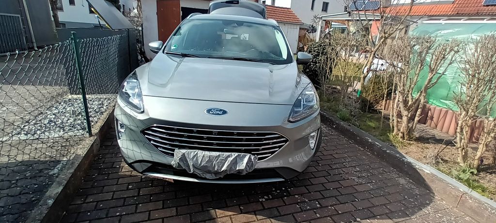Ford Kuga 30.500 km 20.900 &euro; Schwabhausen 85247