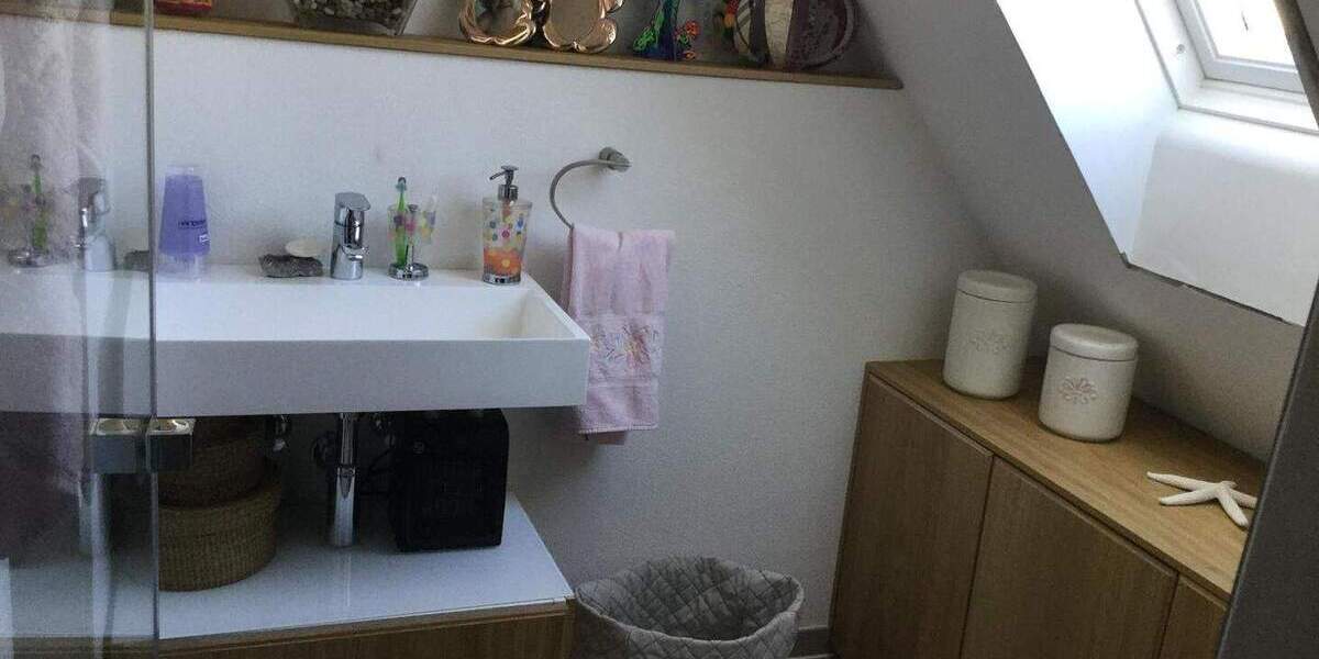 Einfamilienhaus Waiblingen Beinstein - 7 Zimmer, 152 m&sup2;, 900.000&euro; | Angebot:25478841