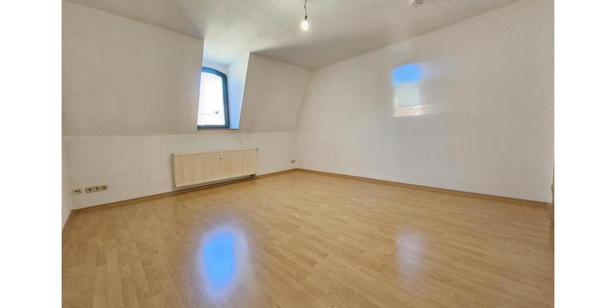 Dachgeschoßwohnung Hainichen - 2 Zimmer, 42 m&sup2;, 229&euro; | Angebot:25084334