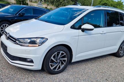 VW Touran 202.718 km 8.850 &euro; Sinsheim- Reihen 74889