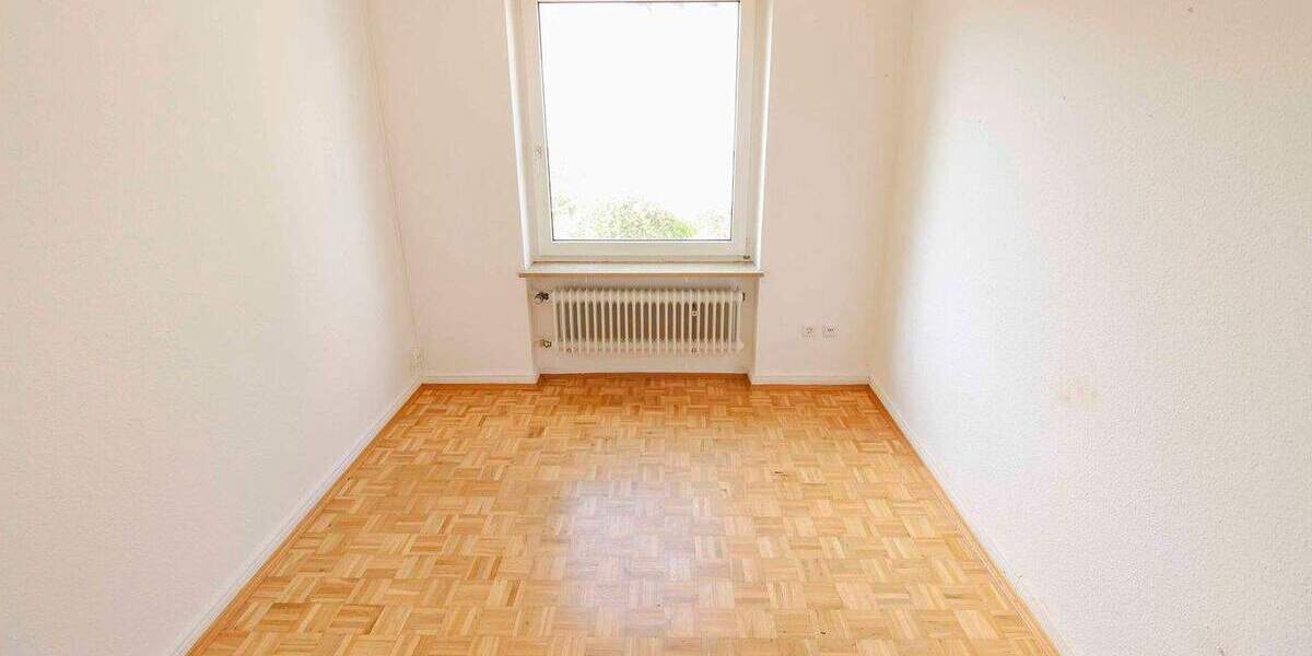 Sofort wohlfühlen: Lichtdurchflutetes 6-Zi.-Architektenhaus in idyllischer Lage in Sankt Georgen 6 zimmer