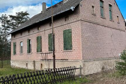 Haus Lauchhammer - 4 Zimmer, 105 m&sup2;, 66.000&euro; | Angebot:27084471