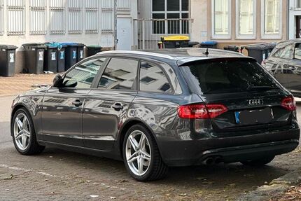 Audi A4 208.000 km 9.500 € Daun 54550