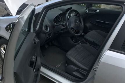 Opel Corsa 131.000 km 3.500 &euro; Siegen 57074